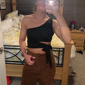 crop top one shoulder with tie